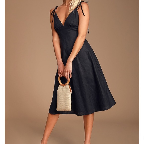 Lulus Dresses & Skirts - Flattering, Flirtatious sun linen blend dress